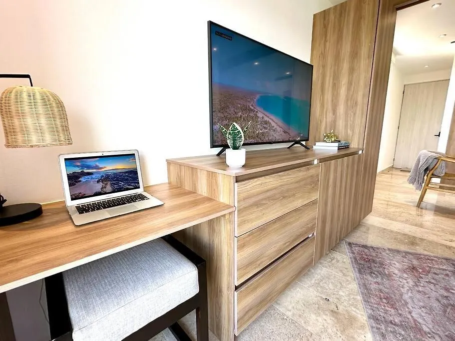 Cozy Studio With Balcony And Rooftop Pool In Tulum Mexico