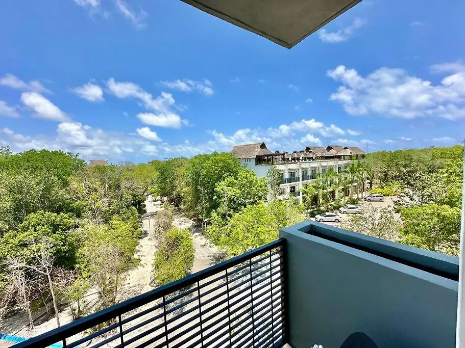Cozy Studio With Balcony And Rooftop Pool In Tulum